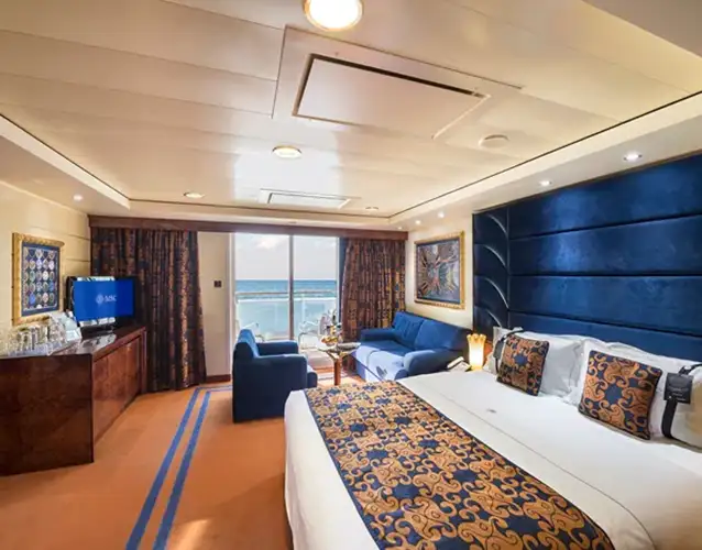 YC1 Yacht Club Deluxe Suite 
