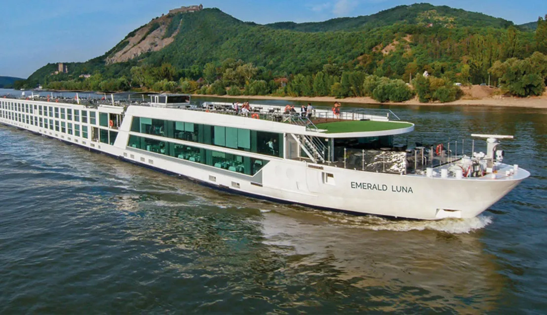 Imagen de Emerald Luna